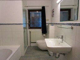 Badezimmer EG